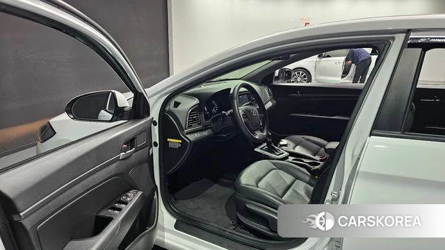 Hyundai Avante AD id 4610548 из Кореи 30