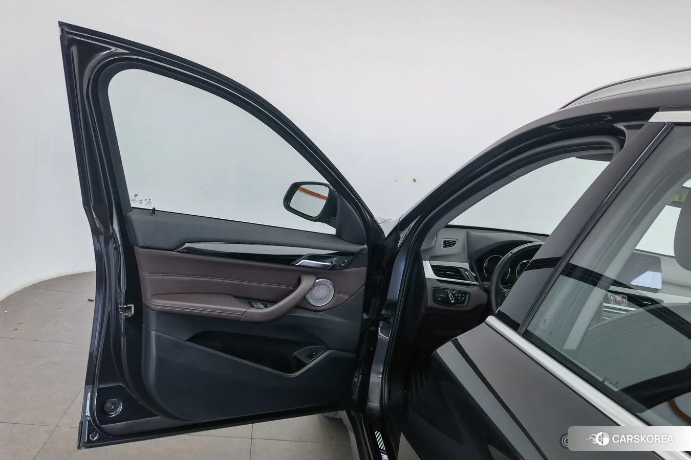 BMW X1 id 4486182 из Китая 24