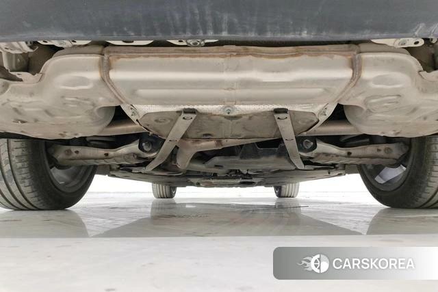 Audi A6L id 4211623 из Китая 17