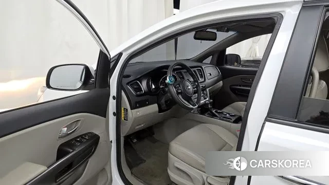 Kia The New Carnival id 3651604 из Кореи 20