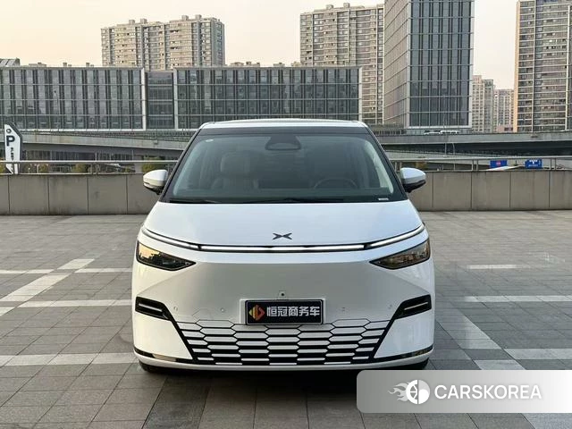 Xiaopeng Motors Xiaopeng X9 id 4199054 из Китая 12