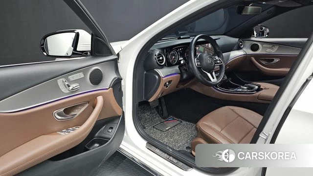Mercedes-Benz E-Class W213 id 4345195 из Кореи 33
