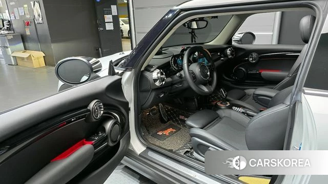 Mini Cooper S id 4179181 из Кореи 20