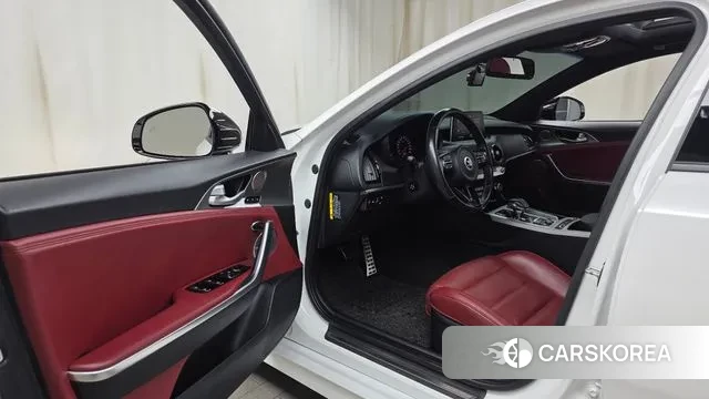 Kia Stinger id 3439657 из Кореи 20