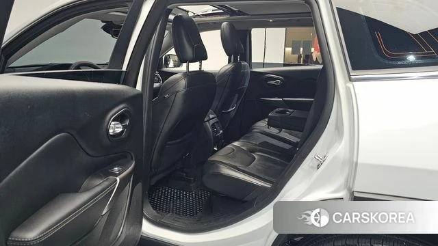 Jeep Cherokee (KL) id 3915782 из Кореи 20