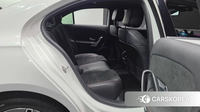 Mercedes-Benz A-Class W177 id 4410109 из Кореи 27