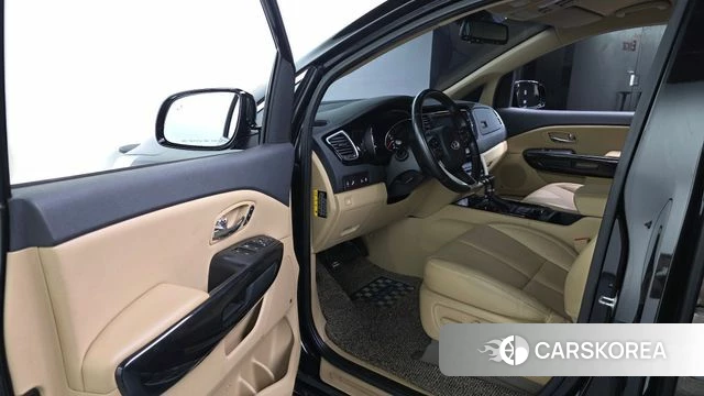 Kia All New Carnival id 4536825 из Кореи 32