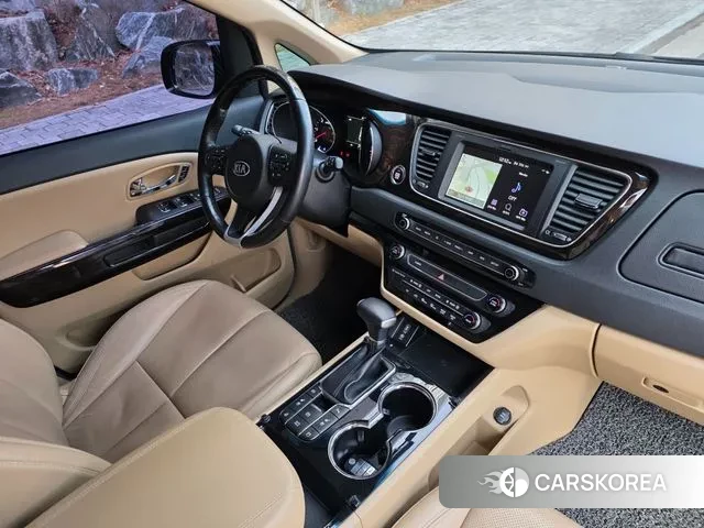 Kia The New Carnival id 3779271 из Кореи 20