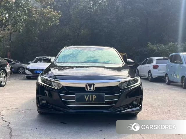 Honda Accord id 4241434 из Китая 10