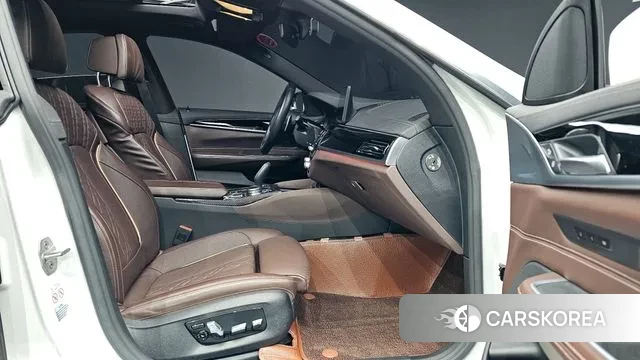 BMW 6 Series GT (G32) id 3379112 из Кореи 20