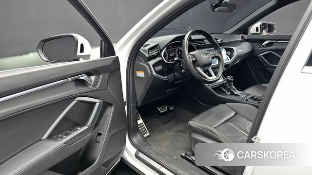 Audi Q3 (F3) id 4667094 из Кореи 32