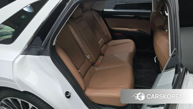 Hyundai Grandeur (GN7) id 4613257 из Кореи 33