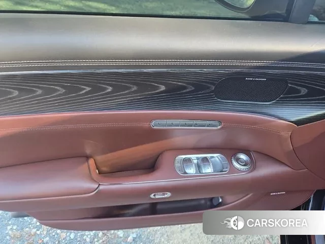 Genesis G90 (RS4) id 3570639 из Кореи 18