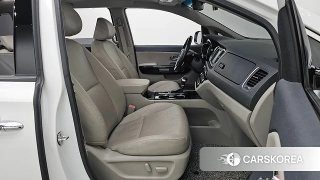 Kia The New Carnival id 3893968 из Кореи 20