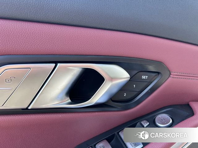 BMW 3 series id 4348831 из Китая 18
