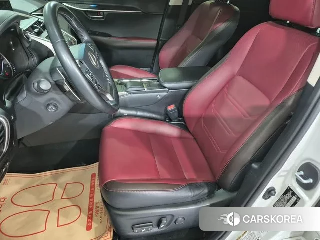 Lexus NX300h id 3568657 из Кореи 20