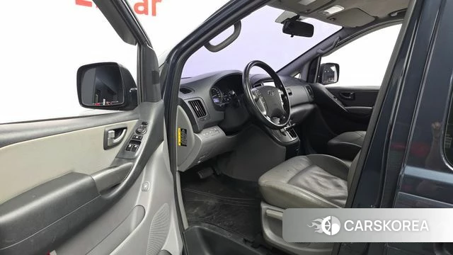 Hyundai The New Grand Starex id 4647661 из Кореи 30
