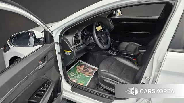 Hyundai Avante AD id 3773323 из Кореи 20