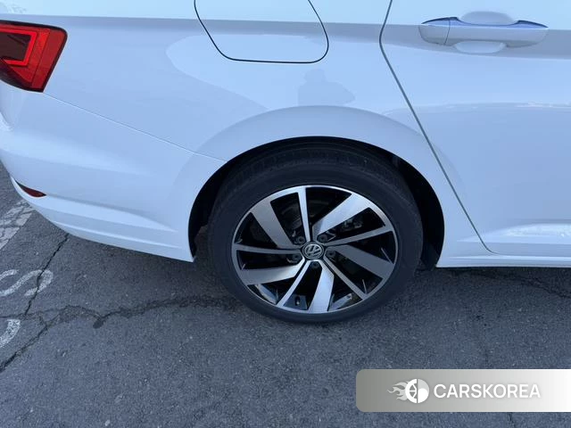 Volkswagen Sagitar id 4264886 из Китая 23