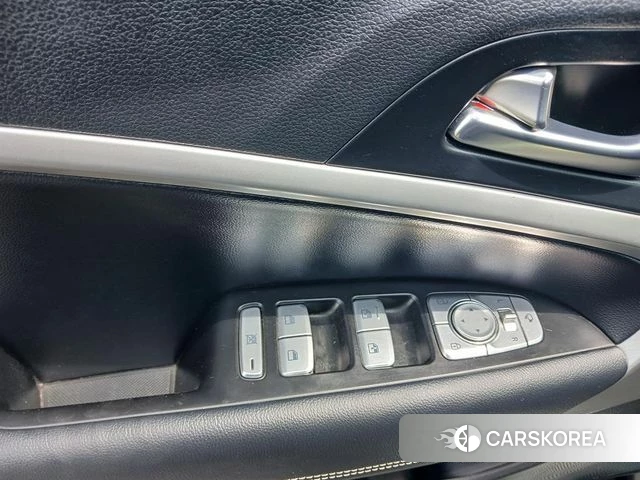 Genesis G70 id 4727999 из Кореи 19
