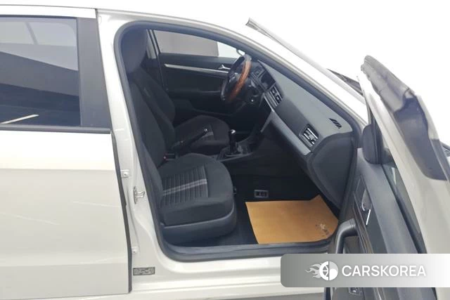 Volkswagen Lavida id 4213604 из Китая 17