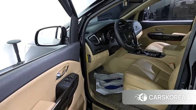 Kia The New Carnival id 3028954 из Кореи 20