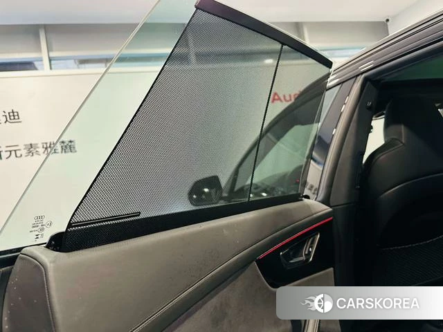 Audi Q8 id 4261556 из Китая 18