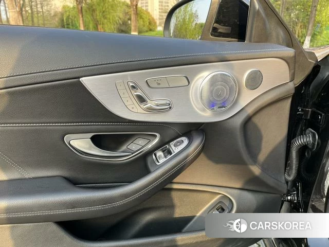 Mercedes-Benz C-class AMG id 4241178 из Китая 16
