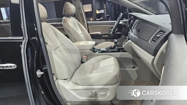 Kia The New Carnival id 3275127 из Кореи 20