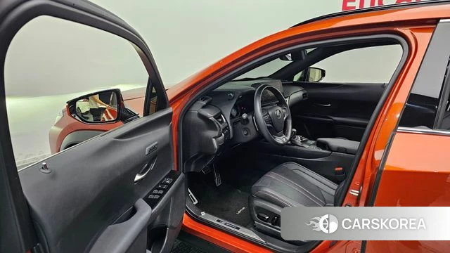 Lexus UX250h id 4427979 из Кореи 30