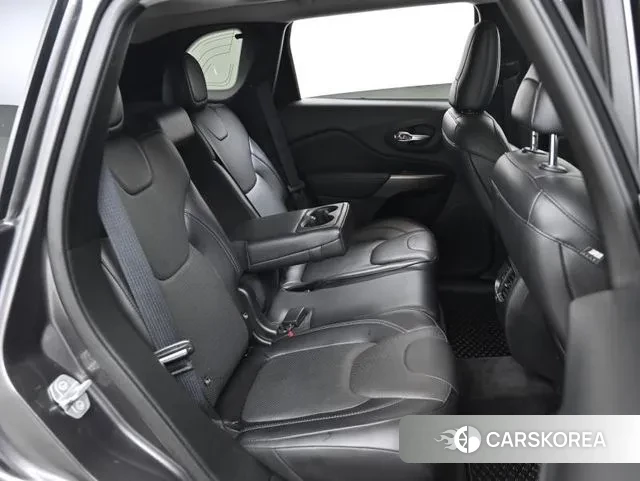 Jeep Cherokee (KL) id 3428923 из Кореи 19