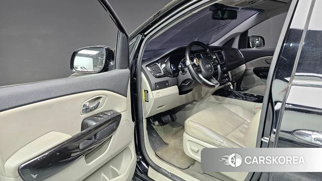 Kia The New Carnival id 4251392 из Кореи 31
