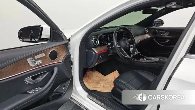 Mercedes-Benz E-Class W213 id 3639142 из Кореи 20