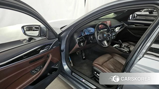 BMW 5 Series (G30) id 4331438 из Кореи 20