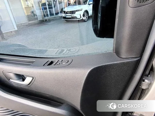 Hyundai Staria id 3751722 из Кореи 20