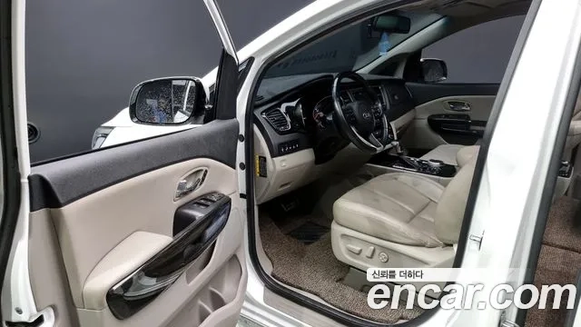 Kia The New Carnival id 2945959 из Кореи 20