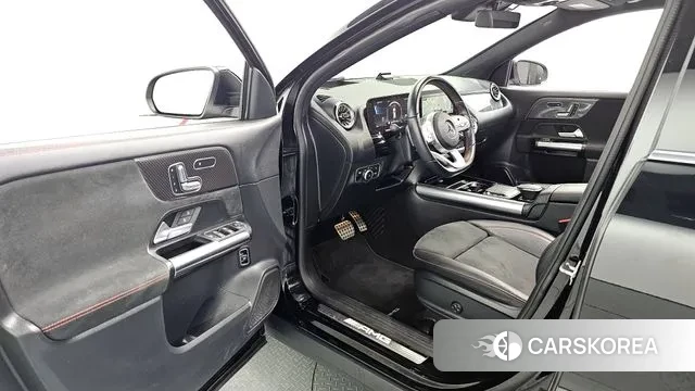 Mercedes-Benz GLA - Class H247 id 2999280 из Кореи 20