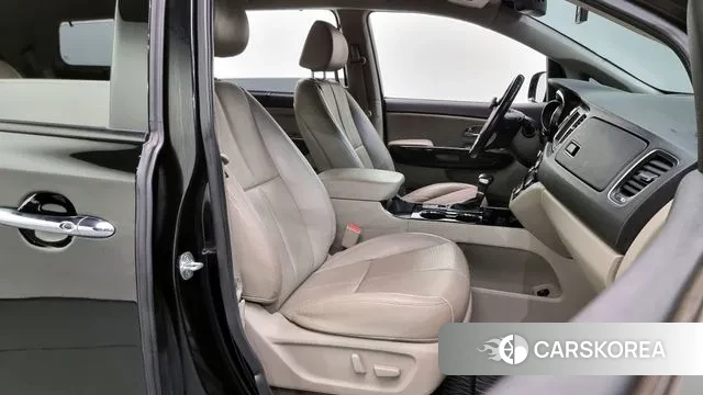 Kia The New Carnival id 3661272 из Кореи 20