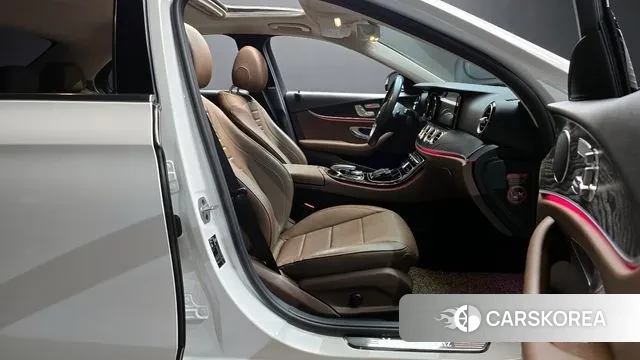 Mercedes-Benz E-Class W213 id 3536120 из Кореи 20