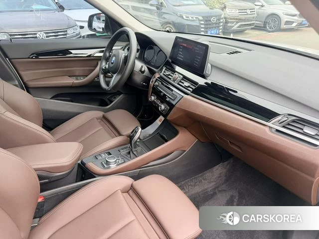 BMW X1 id 4299567 из Китая 17