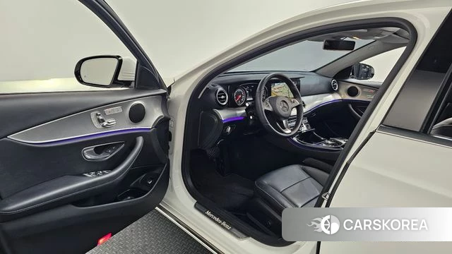 Mercedes-Benz E-Class W213 id 3911989 из Кореи 20