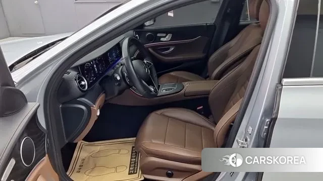 Mercedes-Benz E-Class W213 id 3770129 из Кореи 17