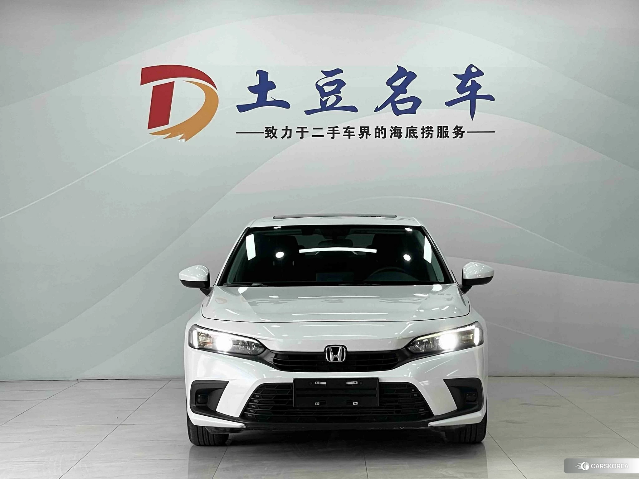 Honda Civic id 4512514 из Китая 17