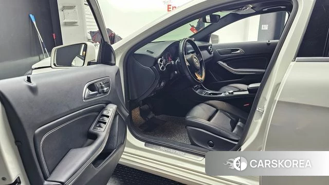 Mercedes-Benz A-Class W176 id 4751420 из Кореи 20