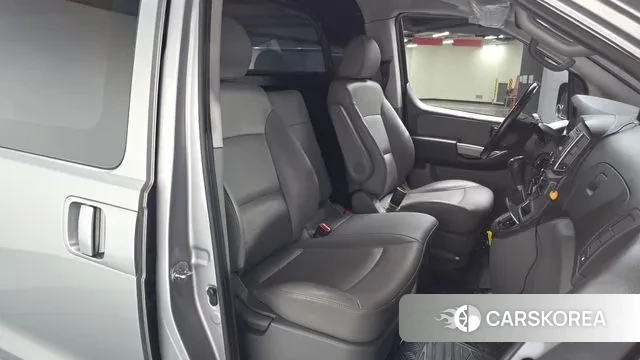 Hyundai The New Grand Starex id 3193289 из Кореи 20