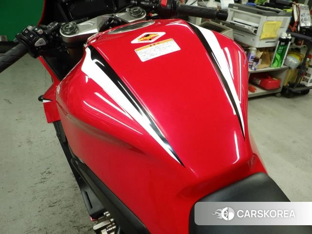 Проданный Honda CBR650R id 4006181 из Японии, фото 24