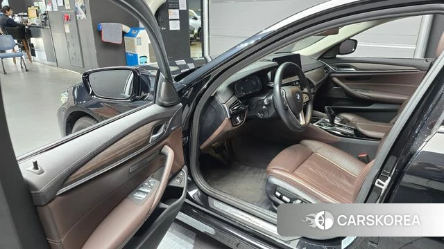 BMW 5 Series (G30) id 4410189 из Кореи 30