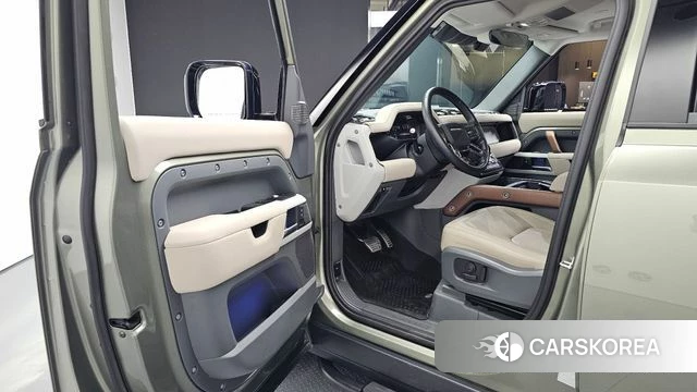 Land Rover Defender (L663) id 4650864 из Кореи 37