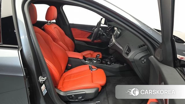 BMW 1 Series (F40) id 4303802 из Кореи 31