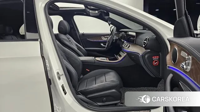 Mercedes-Benz E-Class W213 id 3378690 из Кореи 20